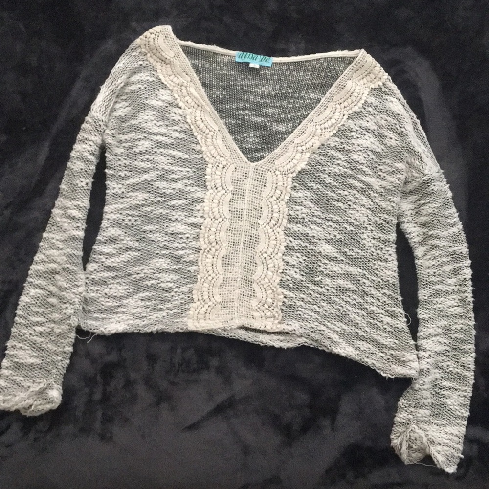 Adorable sweater! Worn once.